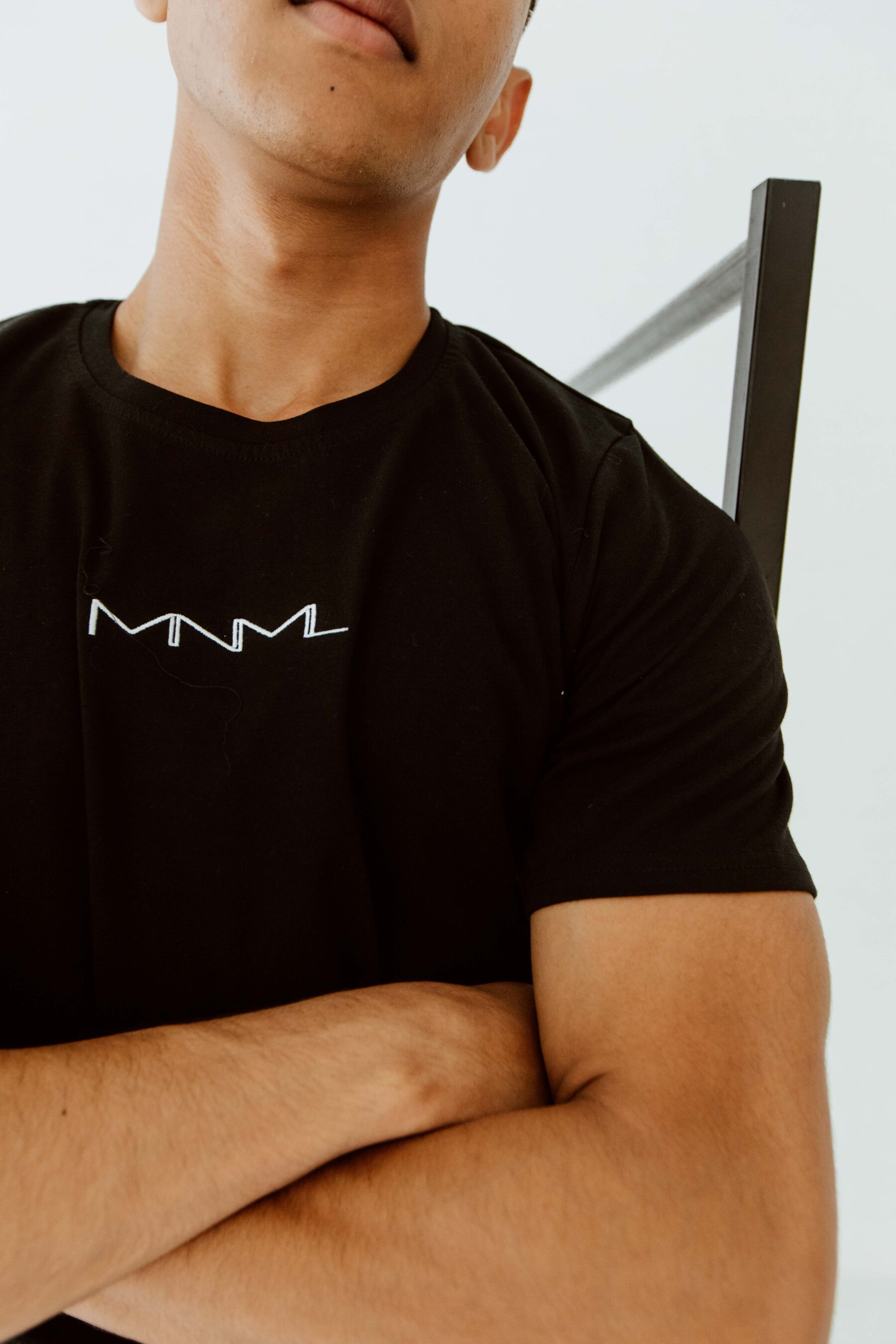 Essential Tee – Black